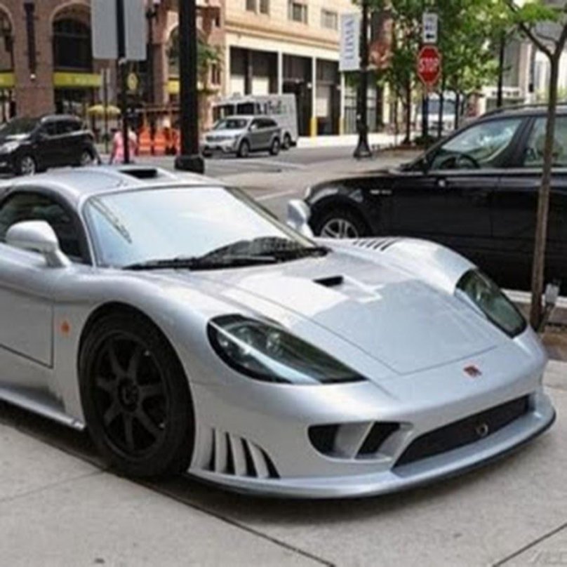 Машина Saleen s7