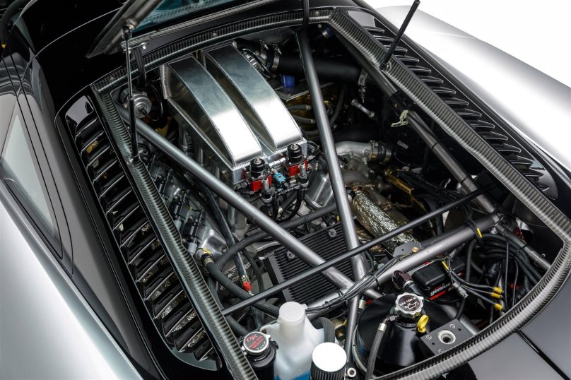 Машина Saleen s7