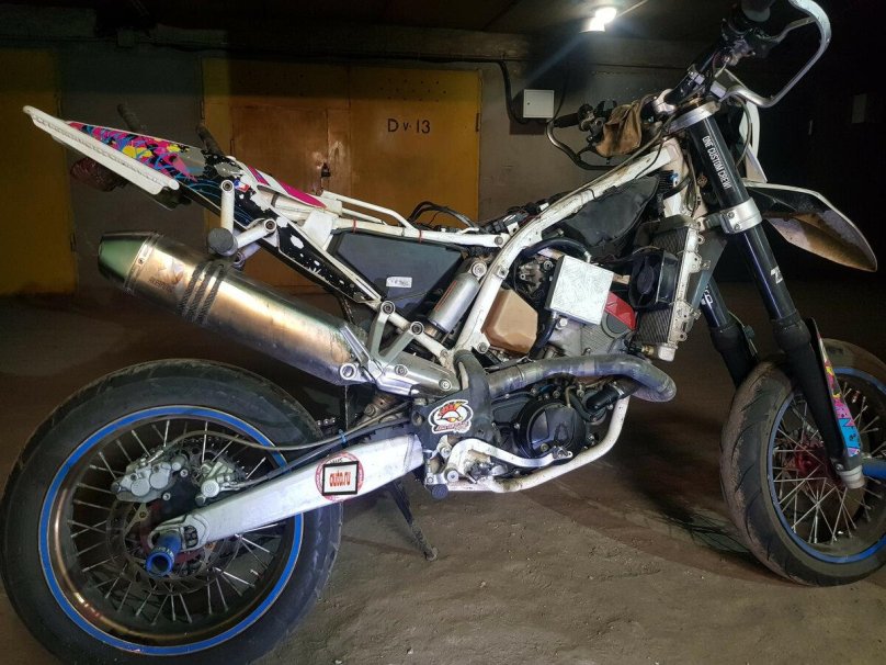 Husqvarna SM 610 2006