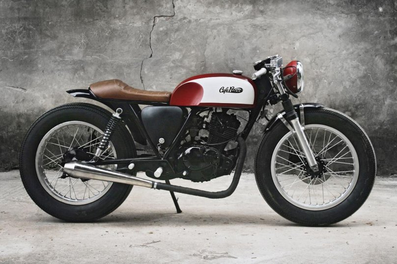 Suzuki GN 125 Cafe Racer