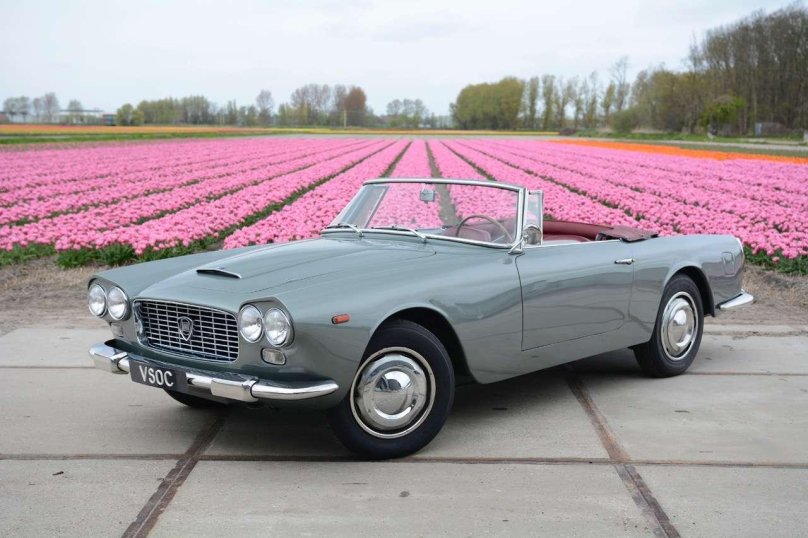 Lancia кабриолет