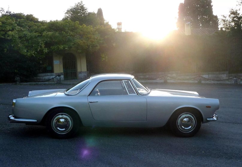 Лянча автомобиль 1956