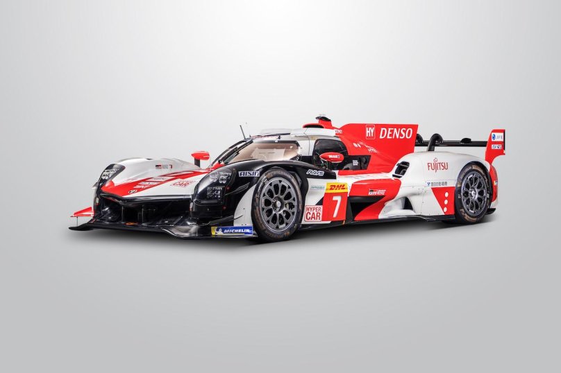WEC Hypercars Wallpaper