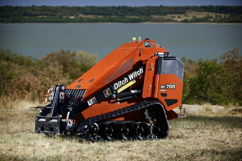 Ditch Witch sk 755