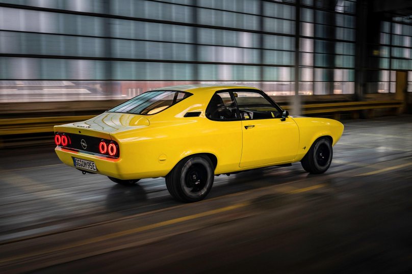 Опель Манта 2022