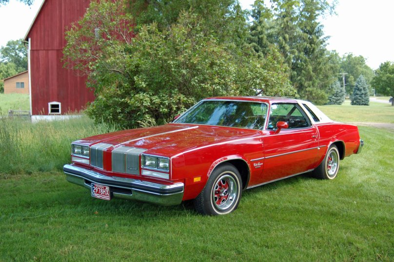 1976 Oldsmobile Cutlass Supreme