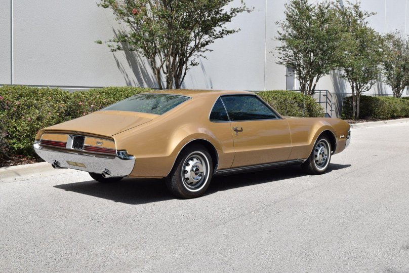 Oldsmobile Toronado 1966