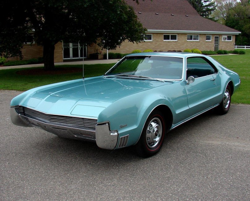 Олдсмобиль 1966