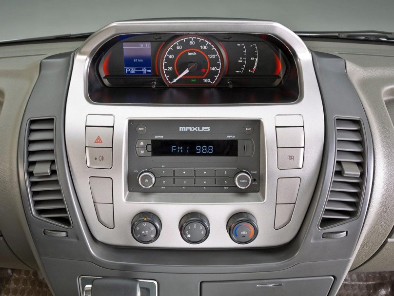 Панель приборов Максус ЛДВ