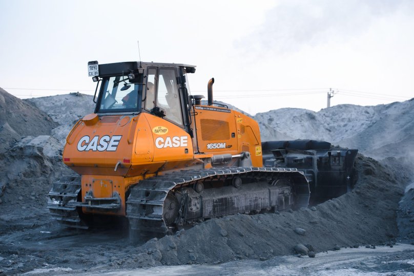 Бульдозер Case 1650l