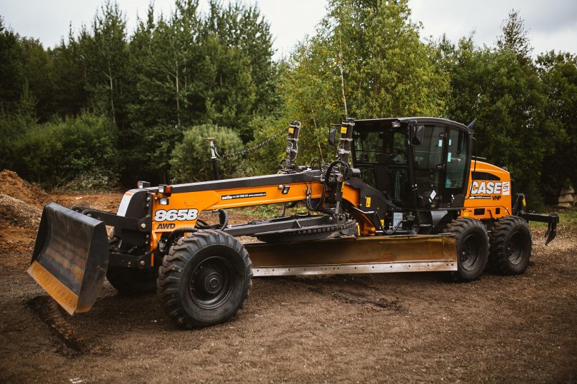 Автогрейдер Case 865b