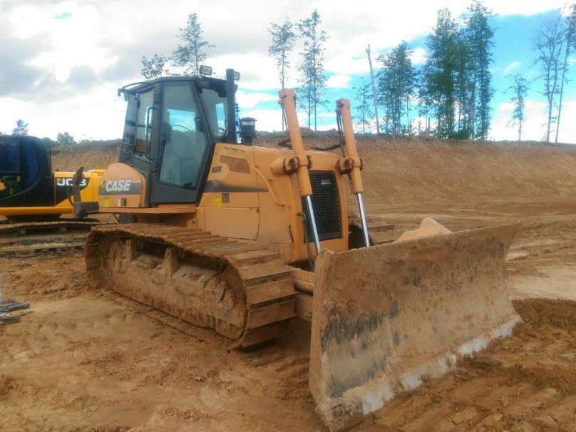 Case 1650 отвал