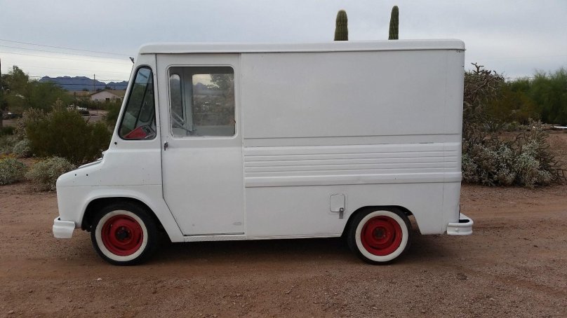 Chevrolet Step-van 68