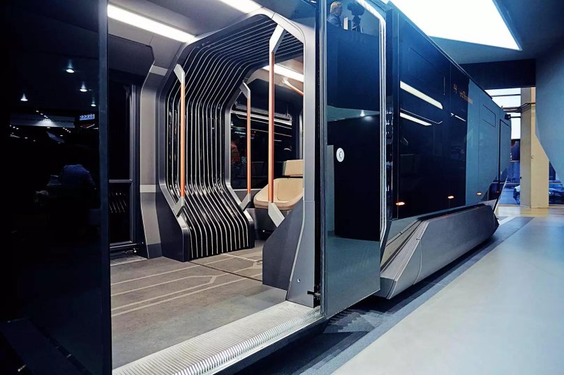 Трамвай Уралвагонзавода r1