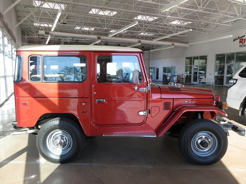 Toyota fj40