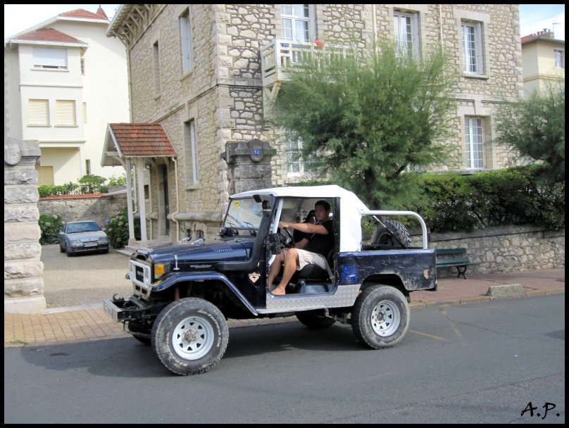 Дефендер Camper 6x6