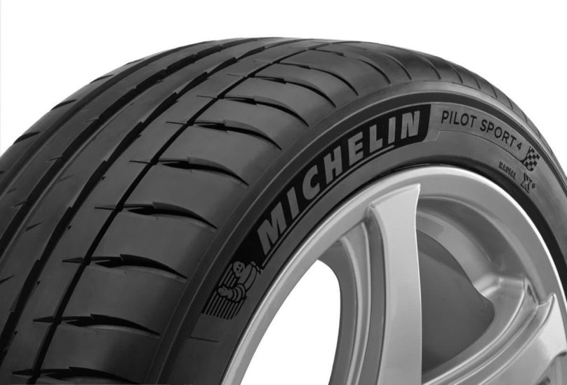 Michelin Pilot Sport 4