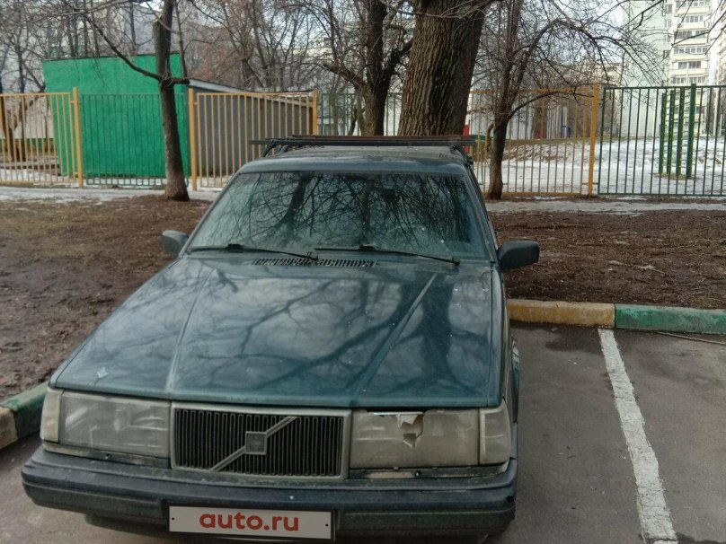 Вольво 740 зеленая