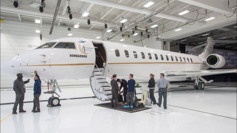 Bombardier Global 8000