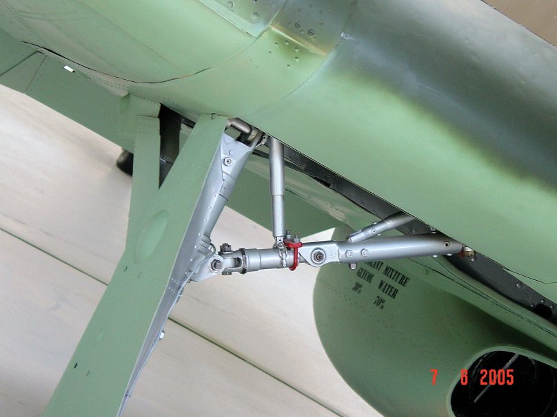 Харрикейн ниши шасси