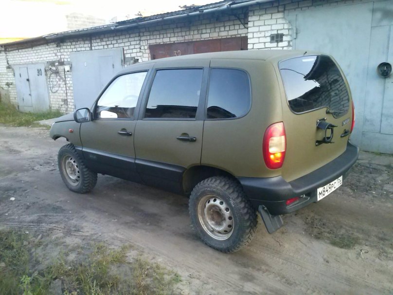 Шевроле Нива хаки Раптор