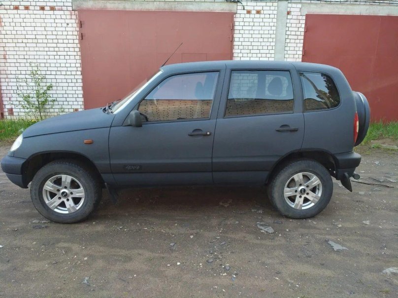 Шевроле Нива в цвете Раптор