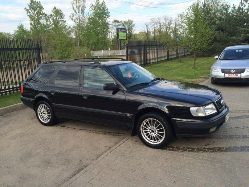 Ауди 1993 года