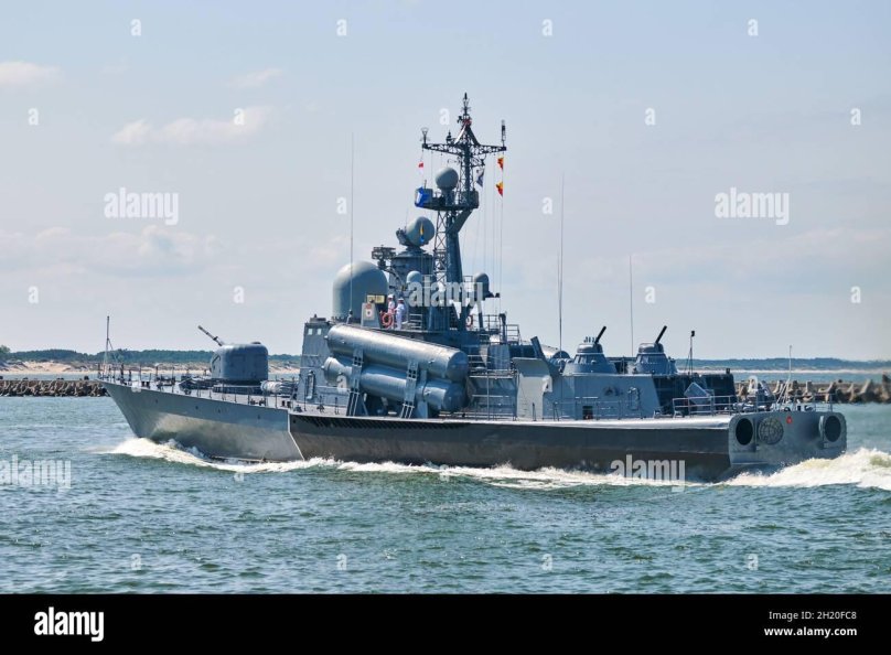 Ракетный катер Заречный Балтфлот