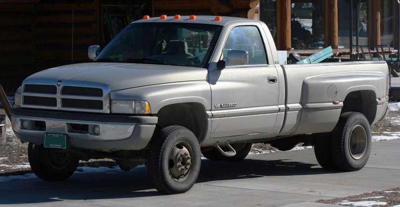 Dodge Ram v10