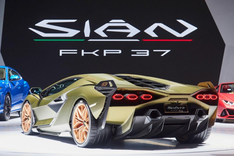 2020 Lamborghini Sian FKP 37