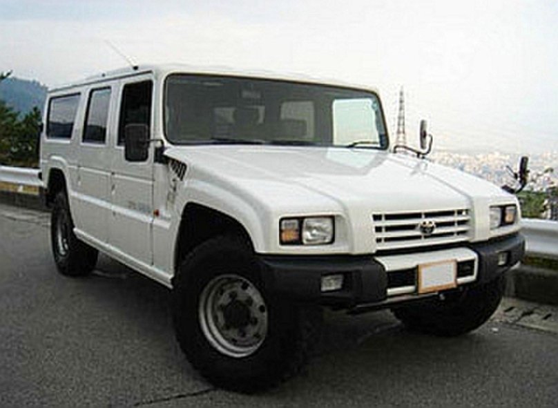 Toyota Mega Cruiser военный