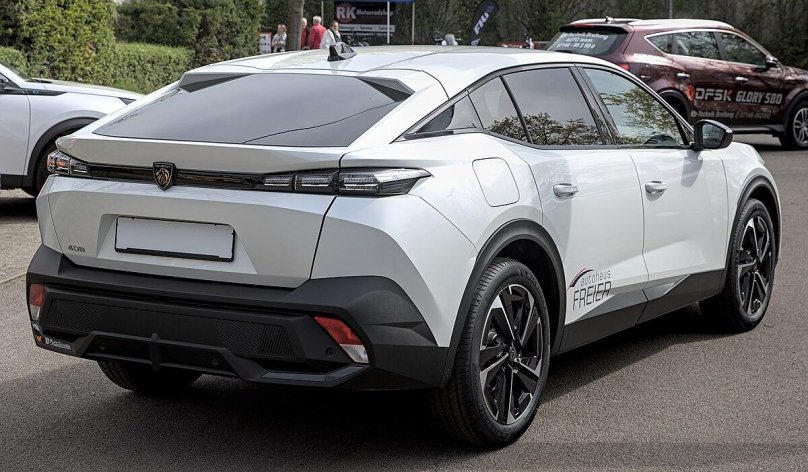 Peugeot 408 (Crossover)