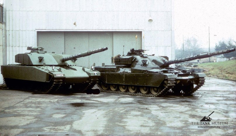 Танк Chieftain 900