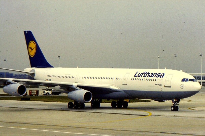 Lufthansa a330 gay