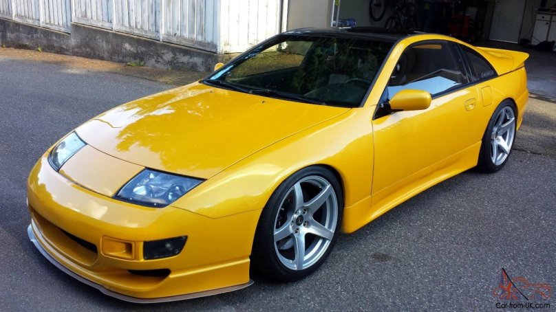 Nissan 300zx желтый
