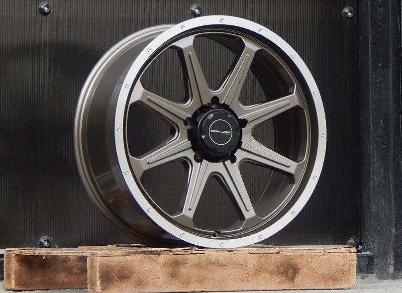 Диски Sakura r20 для Toyota Land Cruiser 105