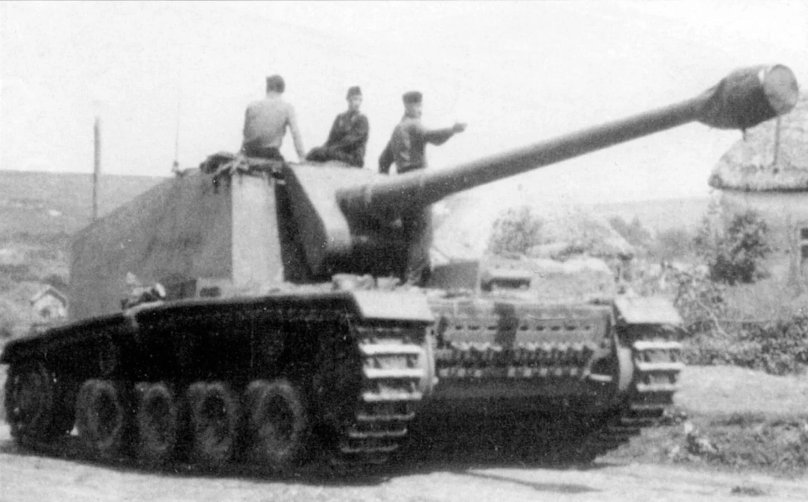 Штурер Эмиль танк