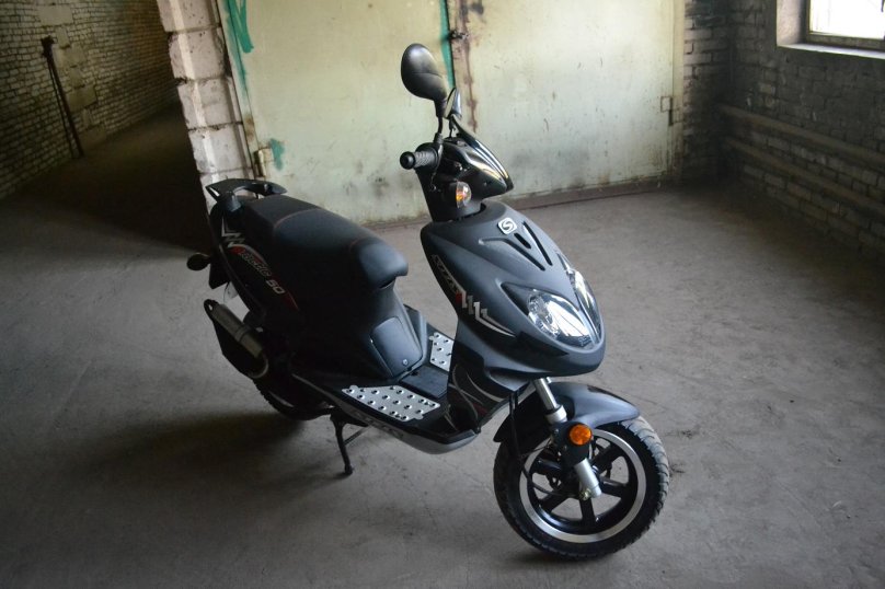 Stels скутер 150 кубов