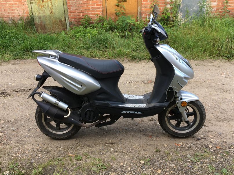 Скутер stels Tactic 150