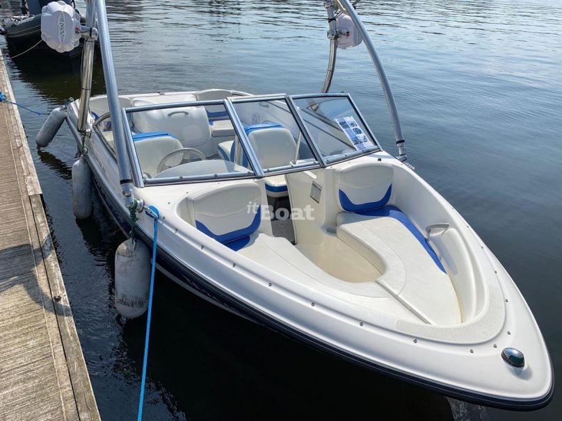 Катер Bayliner 175