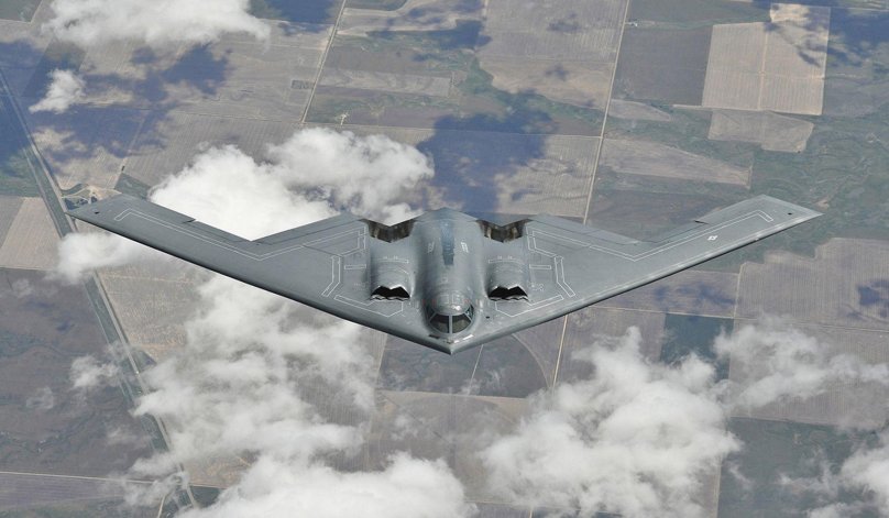 B-2 Spirit: стелс-бомбардировщик