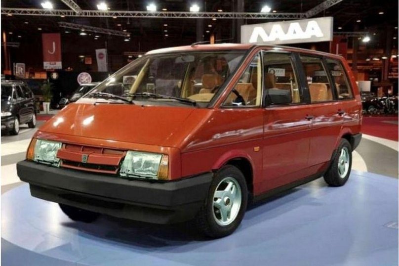 ВАЗ-2120 минивэн