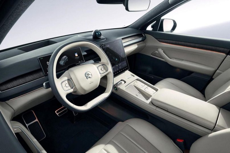 Электромобиль Nio es8
