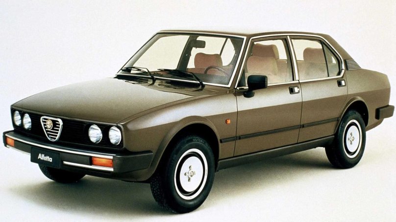 Альфа Ромео Альфетта