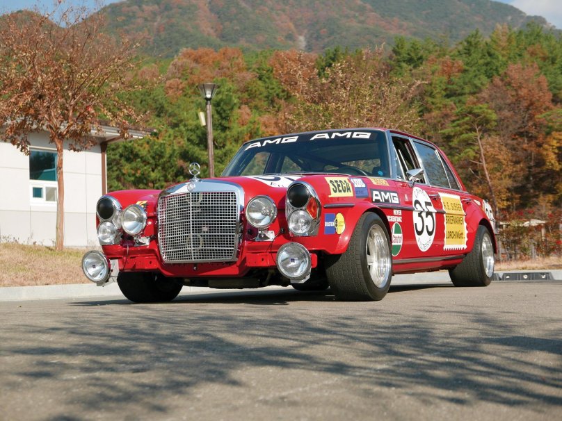 Mercedes 300 sel AMG