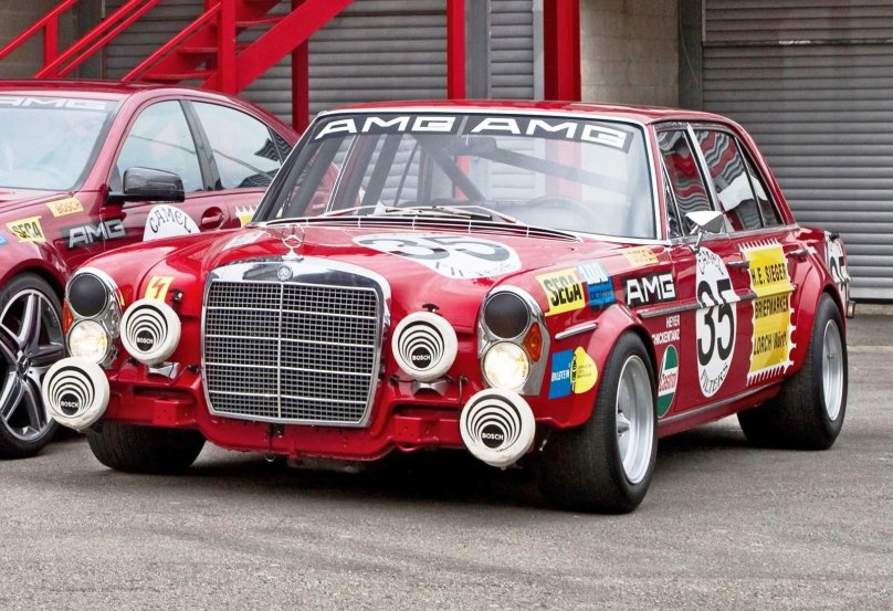 Mercedes-Benz 300 sel 6.8