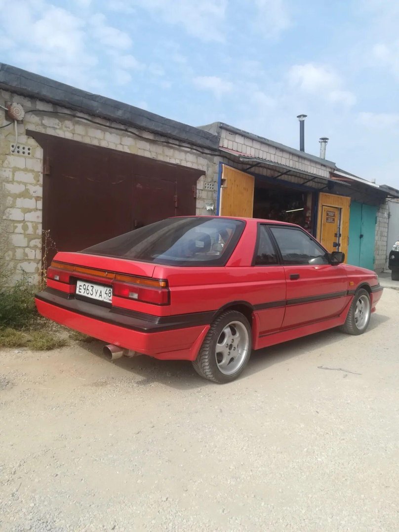 Nissan Sunny rz1 Coupe