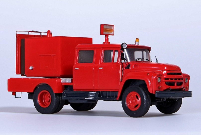 Автоцистерна на базі ЗІЛ 130 об'єм