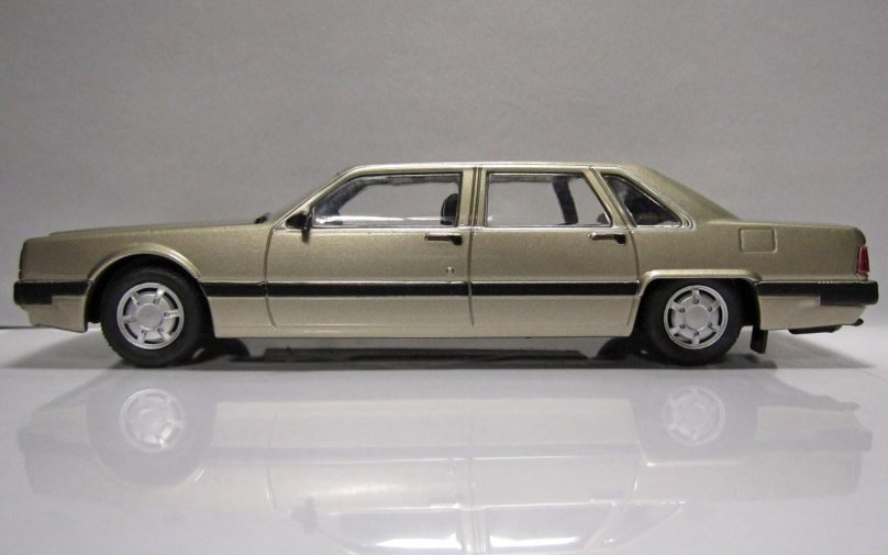 ЗИЛ 4102 ДЕАГОСТИНИ