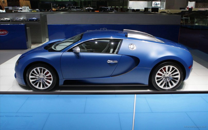 Bugatti Veyron bleu centenaire